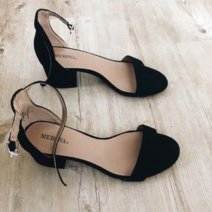 Women’s Black Block Heel Sandal